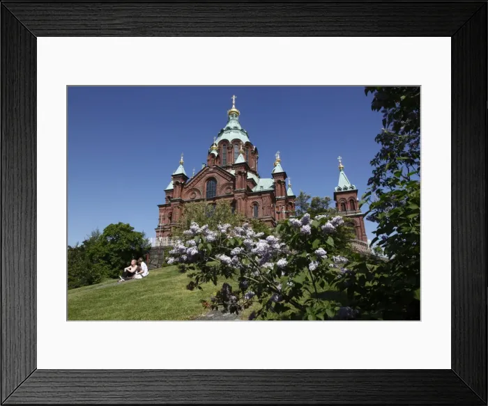 Framed Print : Uspenski Cathedral and girls sitting on hillside, Helsinki, Finland, Scandinavia, Europe Framed Print : Uspenski Cathedral and girls sitting on hillside, Helsinki, Finland, Scandinavia, Europe