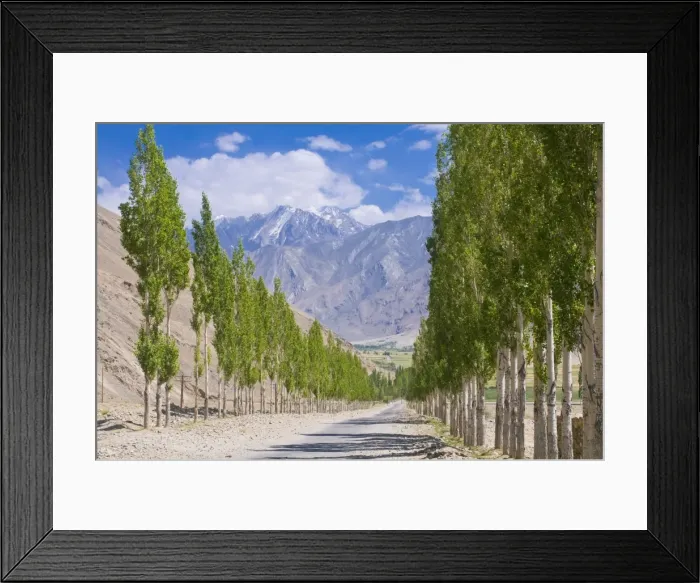Framed Print : The Wakhan valley near Ishkashim with a view into Afghanistan, Tajikistan, Central Asia Framed Print : The Wakhan valley near Ishkashim with a view into Afghanistan, Tajikistan, Central Asia