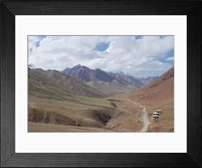 Framed Print : Border road between Tajikistan and Kyrgyzstan in the mountains, near Sary Tash Framed Print : Border road between Tajikistan and Kyrgyzstan in the mountains, near Sary Tash