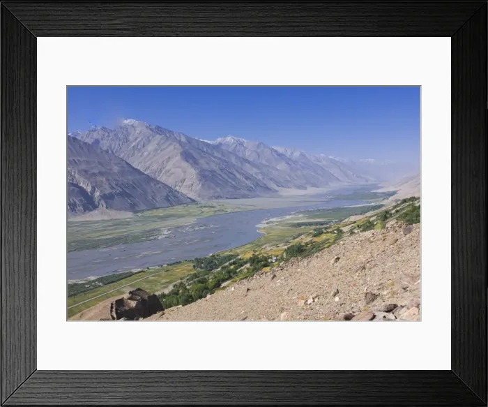 Framed Print : The Pamir River, Wakhan valley, The Pamirs, Tajikistan, Central Asia Framed Print : The Pamir River, Wakhan valley, The Pamirs, Tajikistan, Central Asia