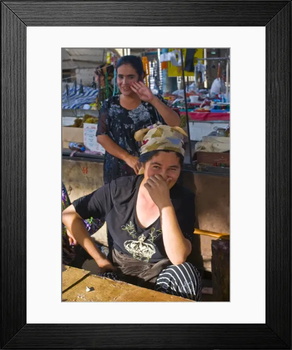Framed Print : Saleswomen in the market of Osh, Kyrgyzstan, Central Asia, Asia Framed Print : Saleswomen in the market of Osh, Kyrgyzstan, Central Asia, Asia
