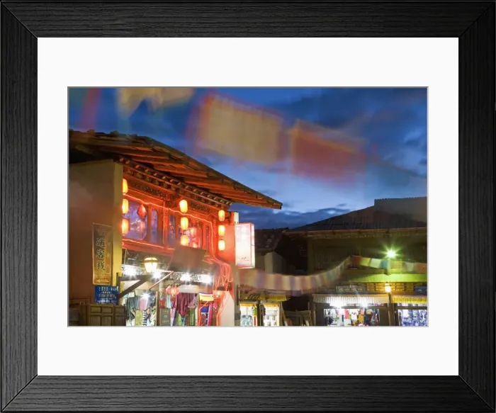 Framed Print : Shangri-La, formerly Zhongdian, on the Tibetan Border, Shangri-La region Framed Print : Shangri-La, formerly Zhongdian, on the Tibetan Border, Shangri-La region