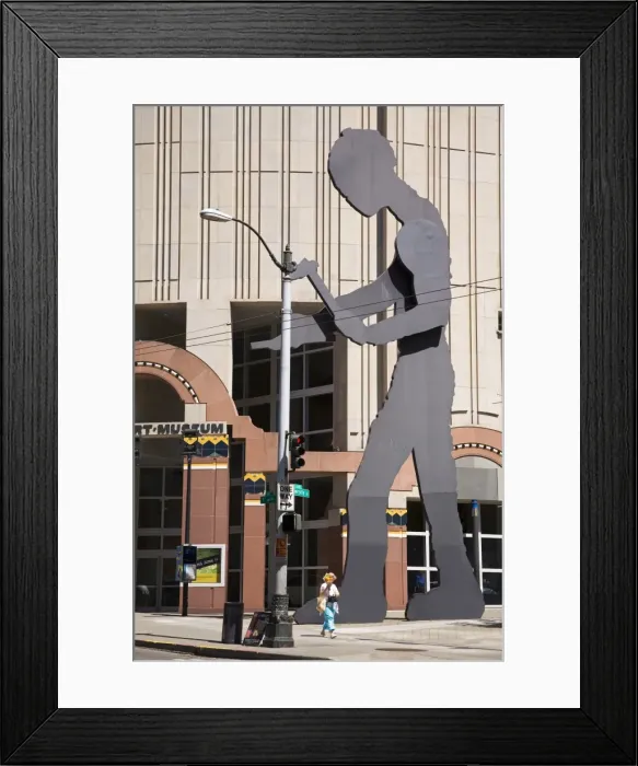 Framed Print : Hammering Man sculpture by Jonathan Borofsky, Seattle Art Museum, Seattle Framed Print : Hammering Man sculpture by Jonathan Borofsky, Seattle Art Museum, Seattle