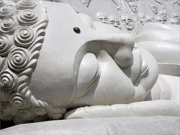 Reclining Buddha at Long Son Pagoda, Nha Trang City, Vietnam, Indochina