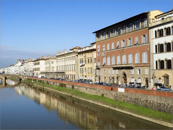 Lungarno Corsini and Arno River, Florence (Firenze), Tuscany, Italy, Europe