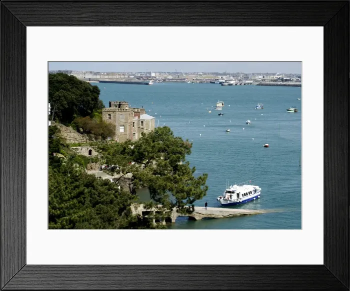 Framed Print : Moulinet Point (Pointe du Moulinet), Dinard, Brittany, France, Europe Framed Print : Moulinet Point (Pointe du Moulinet), Dinard, Brittany, France, Europe