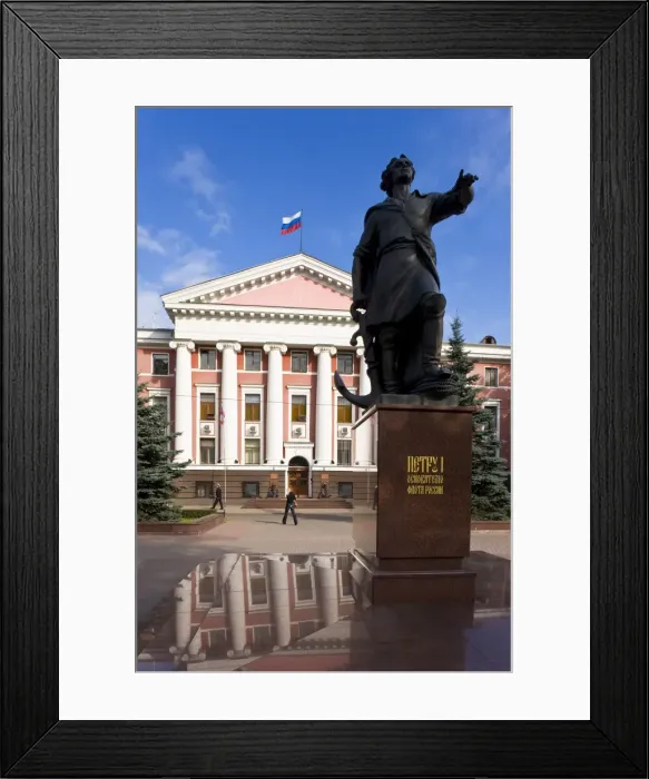 Framed Print : Administration building of the Russian Baltic Naval fleet and statue of Peter the Great Framed Print : Administration building of the Russian Baltic Naval fleet and statue of Peter the Great