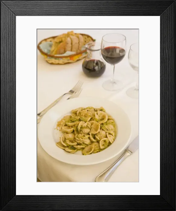 Framed Print : Orecchiette con cime di rape (pasta with vegetables), Carlino restaurant Framed Print : Orecchiette con cime di rape (pasta with vegetables), Carlino restaurant