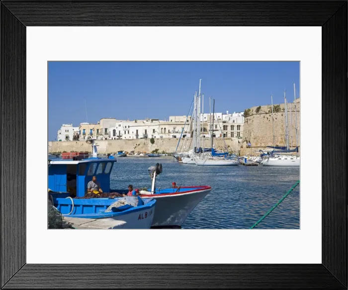 Framed Print : The castle and Old Town, Gallipoli, Lecce province, Puglia, Italy, Europe