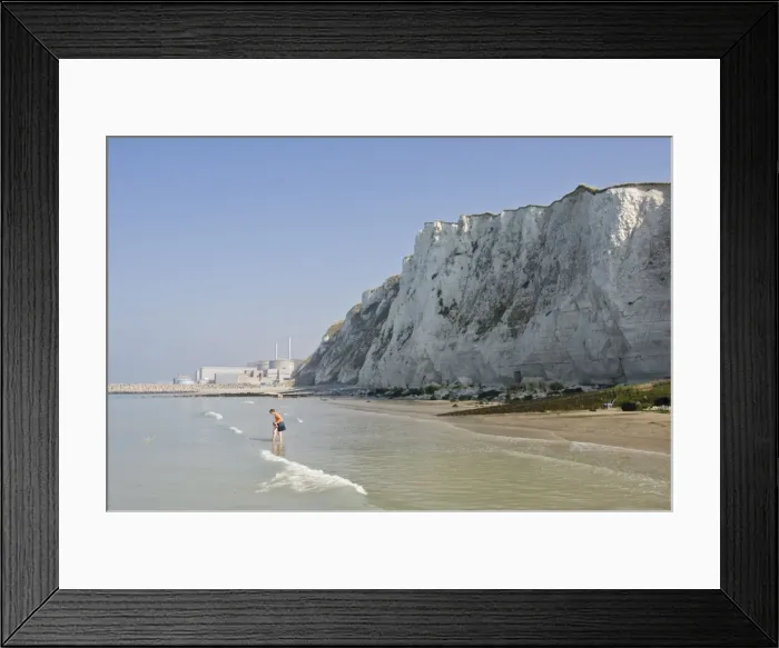 Framed Print : A beach under the chalk cliffs, mother and child paddling, Nuclear Power Station in the background Framed Print : A beach under the chalk cliffs, mother and child paddling, Nuclear Power Station in the background