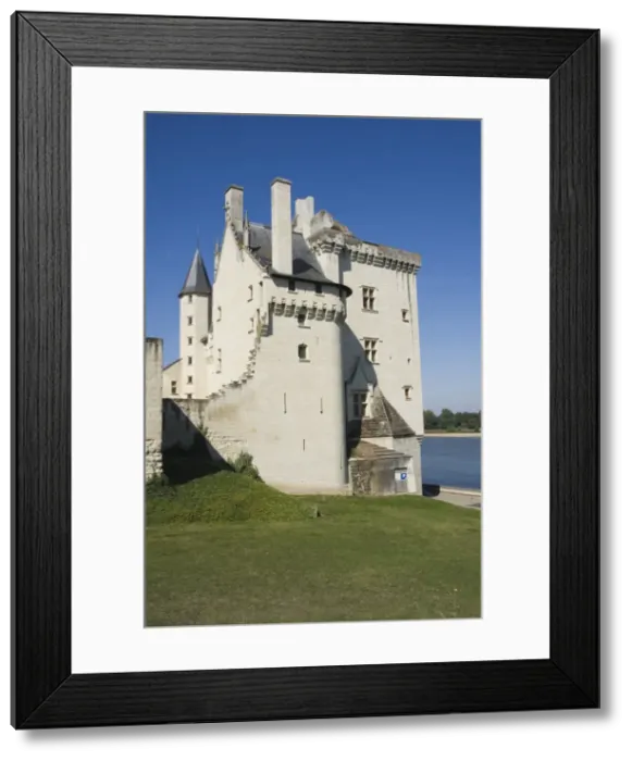 Framed Print : Chateau Montsoreau on the Vienne River, Maine-et-Loire, Pays de la Loire, France, Europe Framed Print : Chateau Montsoreau on the Vienne River, Maine-et-Loire, Pays de la Loire, France, Europe