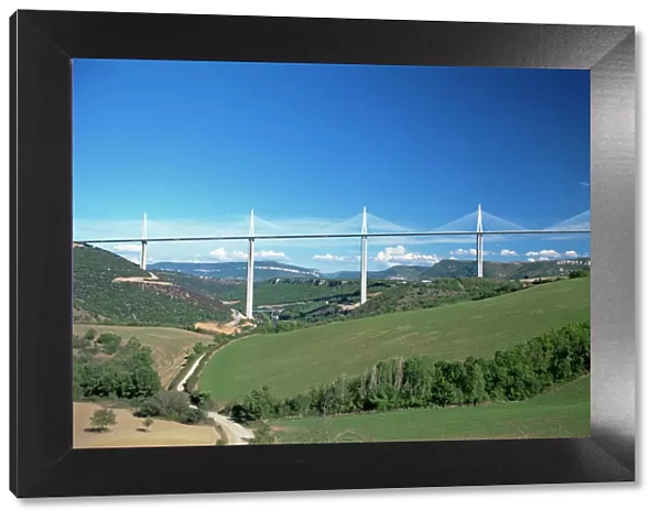 Millau Viaduct, Aveyron, Midi-Pyrenees, France, Europe