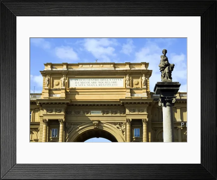 Framed Print : Triumph Arch, Piazza della Repubblica, UNESCO World Heritage Site, Florence Framed Print : Triumph Arch, Piazza della Repubblica, UNESCO World Heritage Site, Florence