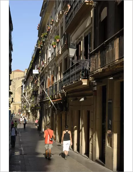 Street scene, old town of Donostia, San Sebastian, Basque country, Euskadi, Spain, Europe