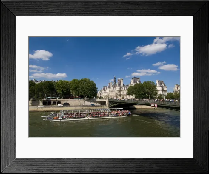 Framed Print : Tourist boat (bateau mouche) on the River Seine, Paris, France, Europe Framed Print : Tourist boat (bateau mouche) on the River Seine, Paris, France, Europe