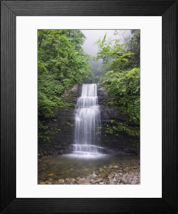 Framed Print : A waterfall at Mount Emei Shan, UNESCO World Heritage Site, Sichuan Province, China, Asia Framed Print : A waterfall at Mount Emei Shan, UNESCO World Heritage Site, Sichuan Province, China, Asia