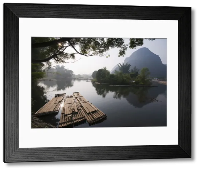 Framed Print : Karst limestone scenery on the Li river (Lijiang) in Yangshuo, near Guilin Framed Print : Karst limestone scenery on the Li river (Lijiang) in Yangshuo, near Guilin