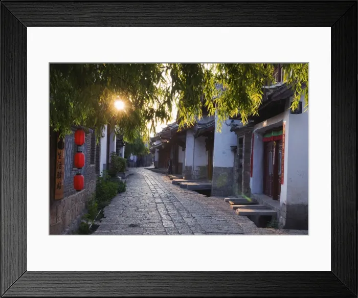 Framed Print : Sunrise on a cobbled streets in Lijiang Old Town, UNESCO World Heritage Site Framed Print : Sunrise on a cobbled streets in Lijiang Old Town, UNESCO World Heritage Site