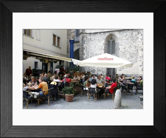 Framed Print : PRG0462. The Municipal House Cafe at Obecni Dum Framed Print : PRG0462. The Municipal House Cafe at Obecni Dum