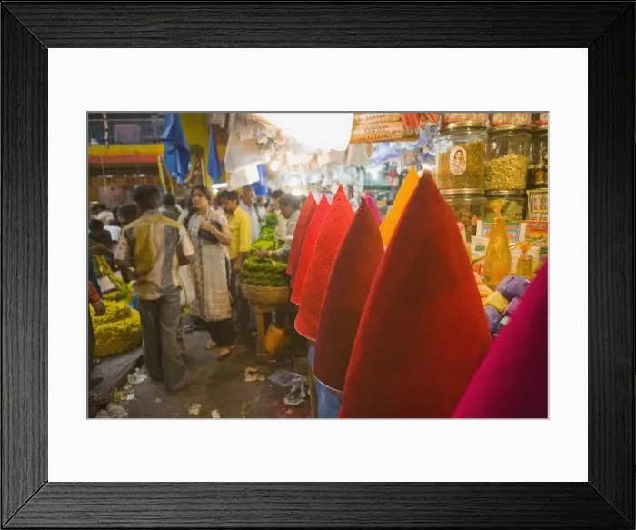 Framed Print : City market, Bangaluru (Bangalore), Karnataka, India, Asia Framed Print : City market, Bangaluru (Bangalore), Karnataka, India, Asia