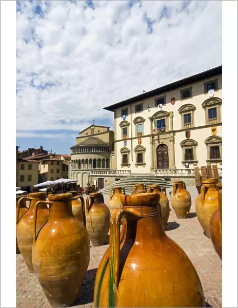 Antiquarian fair of Arezzo, Piazza Vasari, Arezzo, Tuscany, Italy, Europe