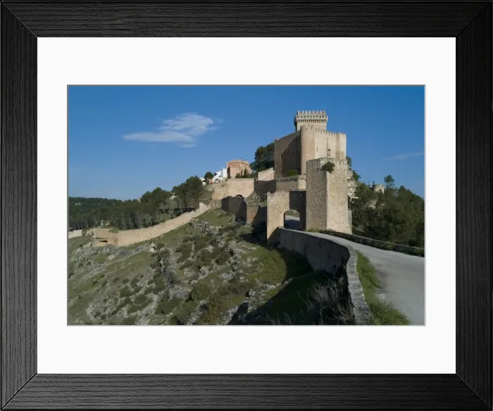 Framed Print : The city walls of Alarcon, Cuenca province, La Mancha, Spain, Europe Framed Print : The city walls of Alarcon, Cuenca province, La Mancha, Spain, Europe
