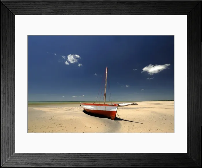 Framed Print : Vilanculo (Vilankulo) Beach, Mozambique, Africa Framed Print : Vilanculo (Vilankulo) Beach, Mozambique, Africa