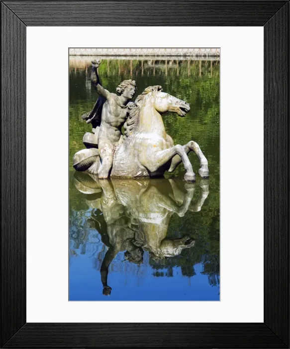 Framed Print : Vasca dell Isola (Islands Pond), Perseo a Cavallo (Perseus statue) Framed Print : Vasca dell Isola (Islands Pond), Perseo a Cavallo (Perseus statue)