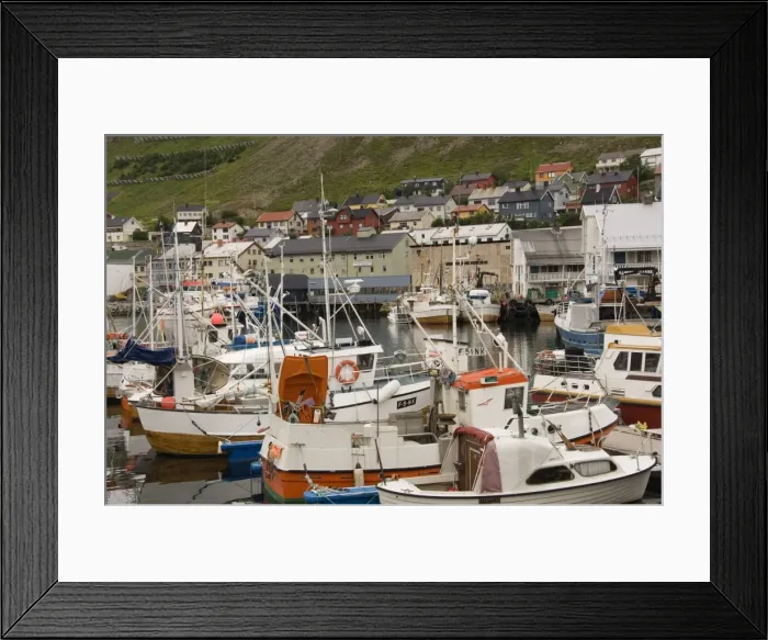 Framed Print : Fishing vessels and part of the small town of Honningsvaag, North Cape Framed Print : Fishing vessels and part of the small town of Honningsvaag, North Cape
