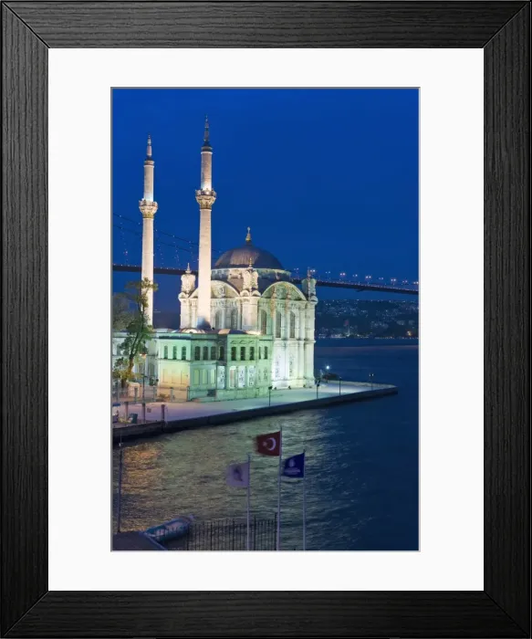 Framed Print : Elevated view over the Bosphorous Bridge and Ortakoy Camii Mosque (Buyuk Mecidiye Camii) in the trendy Ortakoy district, Istanbul Framed Print : Elevated view over the Bosphorous Bridge and Ortakoy Camii Mosque (Buyuk Mecidiye Camii) in the trendy Ortakoy district, Istanbul