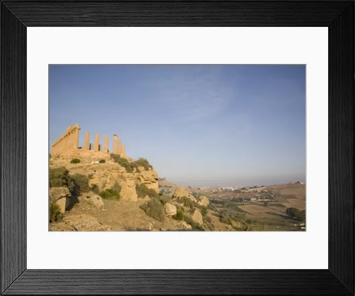 Framed Print : Temple of Juno, Valley of the Temples, Agrigento, UNESCO World Heritage Site Framed Print : Temple of Juno, Valley of the Temples, Agrigento, UNESCO World Heritage Site