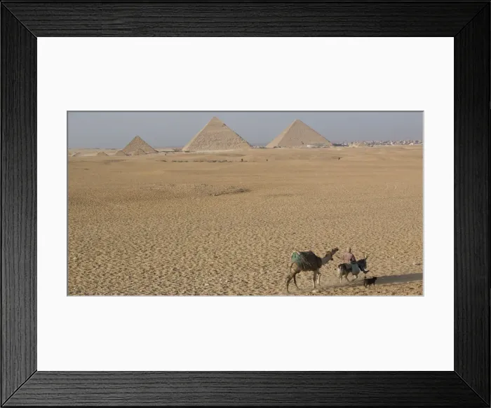 Framed Print : The Pyramids of Mycerinus, Cheops and Chephren, Giza, UNESCO World Heritage Site Framed Print : The Pyramids of Mycerinus, Cheops and Chephren, Giza, UNESCO World Heritage Site
