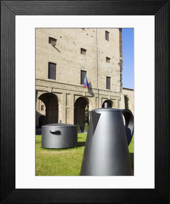 Framed Print : Pilotta Building, Dennis Oppenheims sculptures, Piazzale della Pilotta Framed Print : Pilotta Building, Dennis Oppenheims sculptures, Piazzale della Pilotta