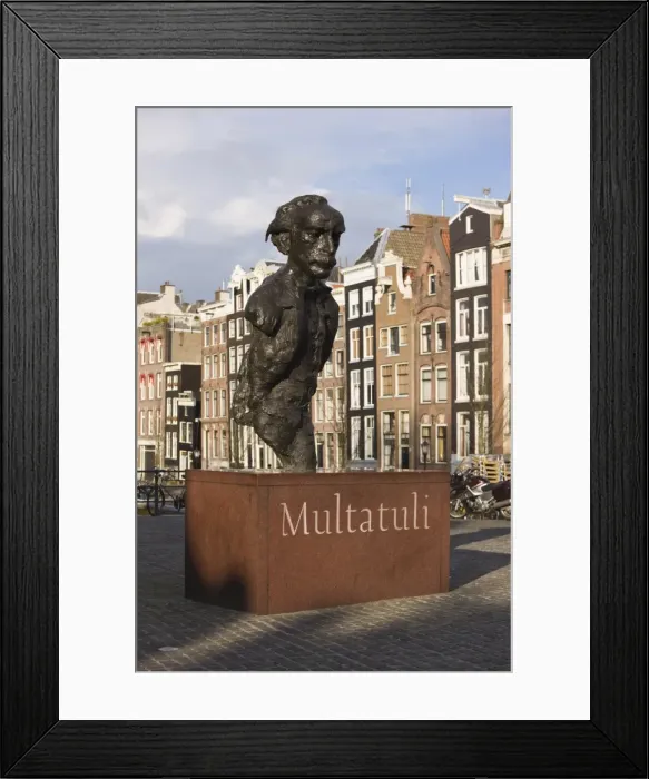 Framed Print : Sculpture of writer Multatuli, real name Eduard Douwes Dekker, Amsterdam Framed Print : Sculpture of writer Multatuli, real name Eduard Douwes Dekker, Amsterdam