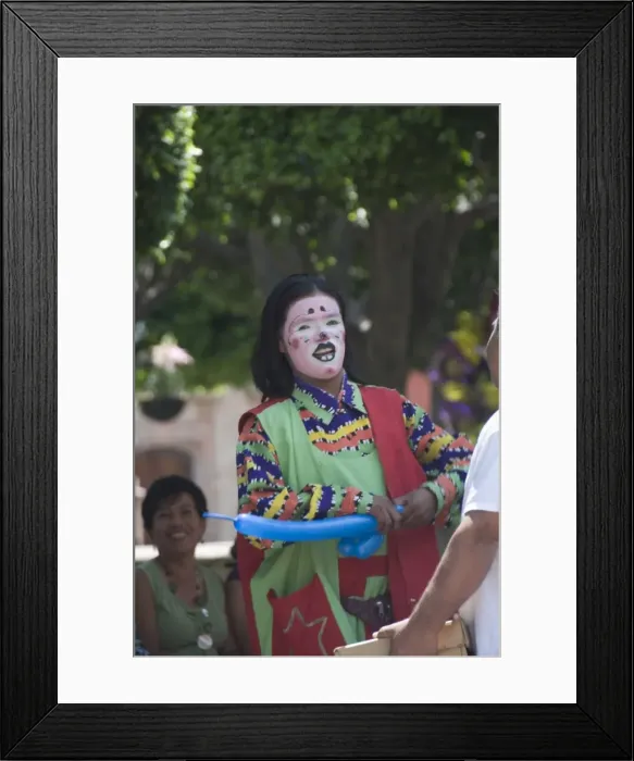 Framed Print : Childrens entertainer, San Miguel de Allende (San Miguel), Guanajuato State Framed Print : Childrens entertainer, San Miguel de Allende (San Miguel), Guanajuato State