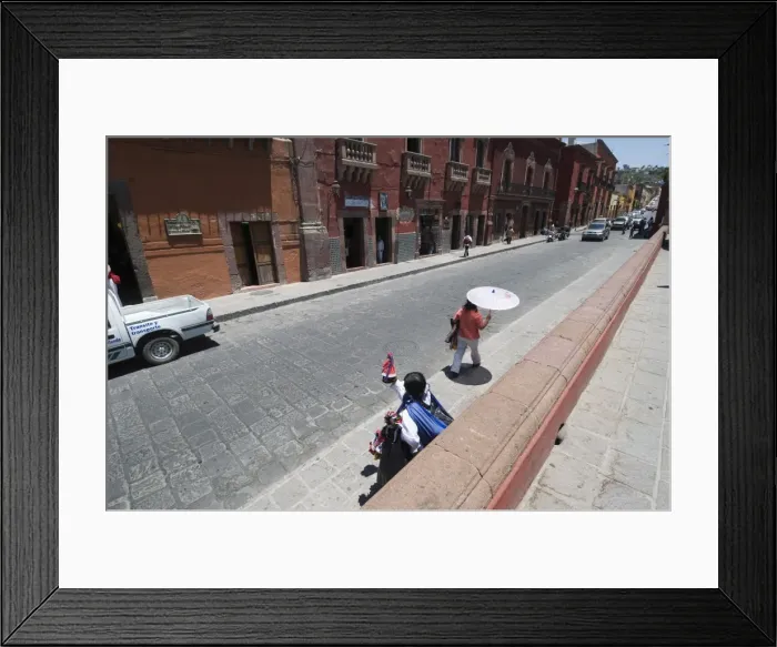 Framed Print : Street scene, San Miguel de Allende (San Miguel), Guanajuato State, Mexico, North America Framed Print : Street scene, San Miguel de Allende (San Miguel), Guanajuato State, Mexico, North America