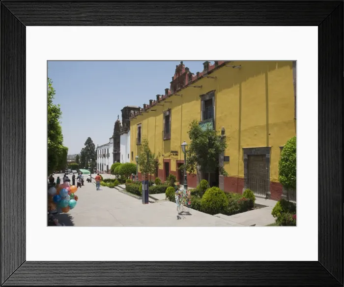 Framed Print : Plaza de Allende, a square near Templo de Nuestra Senora de la Salud church