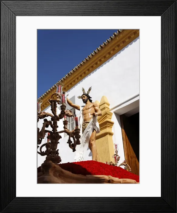 Framed Print : Float of resurrected Jesus, Easter Sunday procession at the end of Semana Santa Framed Print : Float of resurrected Jesus, Easter Sunday procession at the end of Semana Santa