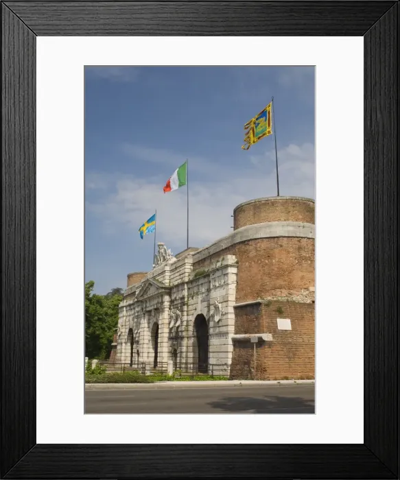Framed Print : Porto Nuovo, Verona, Veneto, Italy, Europe