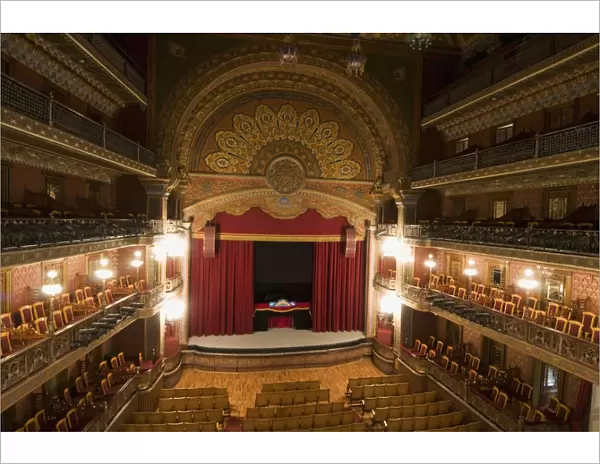 Theater Teatro Juarez famous for its architectural mixtures in Guanajuato