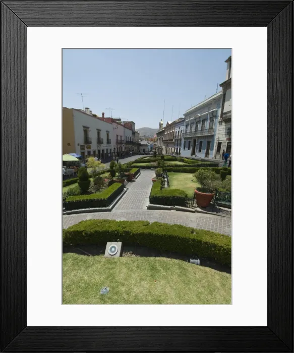 Framed Print : Plaza de la Paz in Guanajuato, a UNESCO World Heritage Site, Guanajuato State Framed Print : Plaza de la Paz in Guanajuato, a UNESCO World Heritage Site, Guanajuato State
