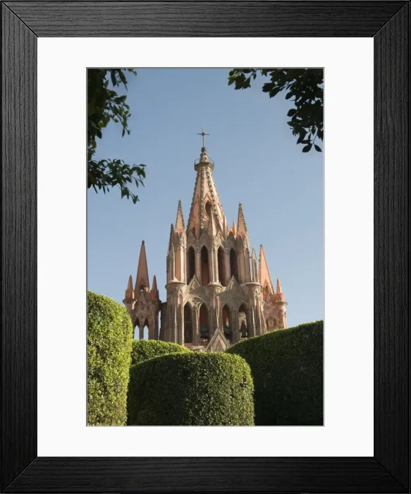 Framed Print : La Parroquia, church notable for its fantastic Neo-Gothic exterior, San Miguel de Allende Framed Print : La Parroquia, church notable for its fantastic Neo-Gothic exterior, San Miguel de Allende