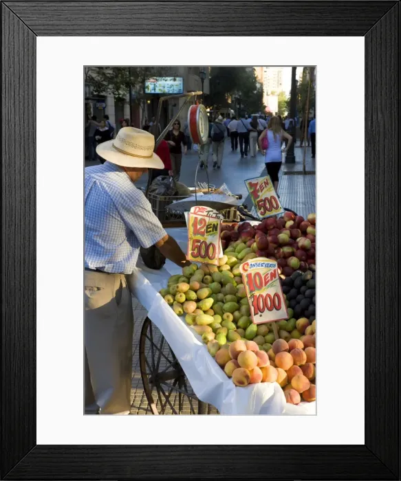 Framed Print : Stall selling fruit in central Santiago on Avenue O Higgins, Santiago Framed Print : Stall selling fruit in central Santiago on Avenue O Higgins, Santiago