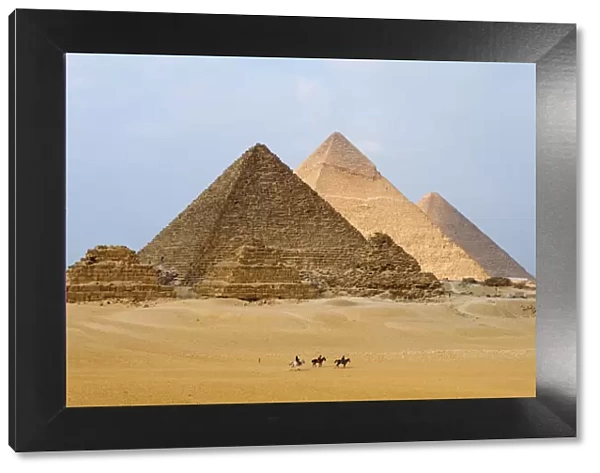 The Pyramids of Giza, Giza, UNESCO World Heritage Site, near Cairo, Egypt