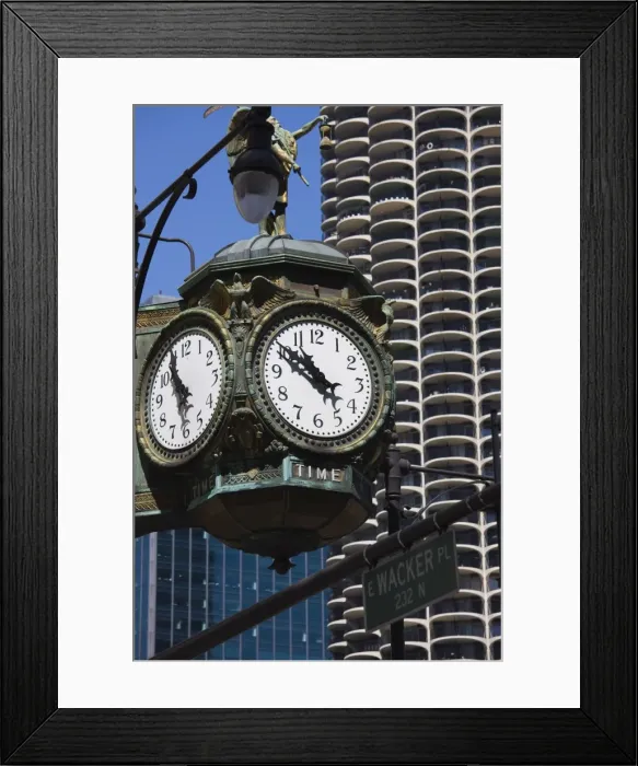 Framed Print : Old clock on the corner of 33 East Wacker Drive, formerly known as the Jewelery Building Framed Print : Old clock on the corner of 33 East Wacker Drive, formerly known as the Jewelery Building