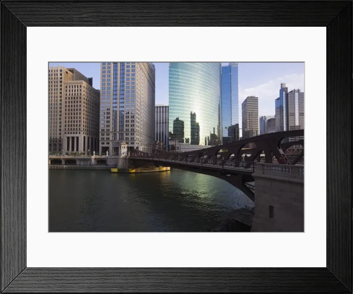 Framed Print : Skyscrapers on West Wacker Drive and the Chicago River by the Franklyn Street Bridge Framed Print : Skyscrapers on West Wacker Drive and the Chicago River by the Franklyn Street Bridge