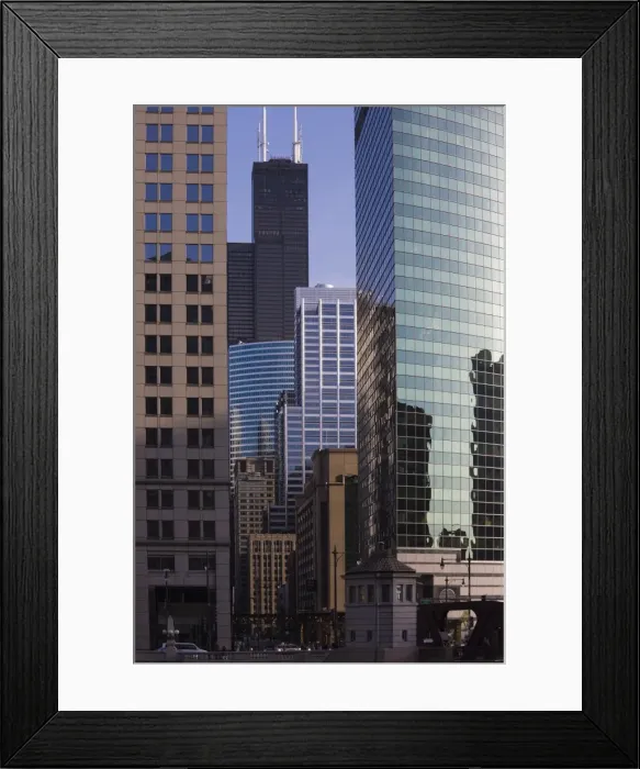 Framed Print : Chicago skyscrapers, Sears Tower behind, 333 West Wacker Drive, right, Chicago Framed Print : Chicago skyscrapers, Sears Tower behind, 333 West Wacker Drive, right, Chicago