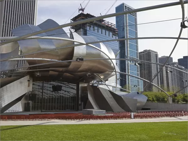 Jay Pritzker Pavilion designed by Frank Gehry, Millennium Park, Chicago