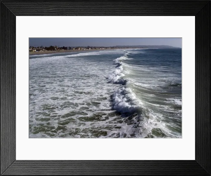 Framed Print : Shoreline with waves coming in, Pacific Beach, San Diego, California, United States of America Framed Print : Shoreline with waves coming in, Pacific Beach, San Diego, California, United States of America