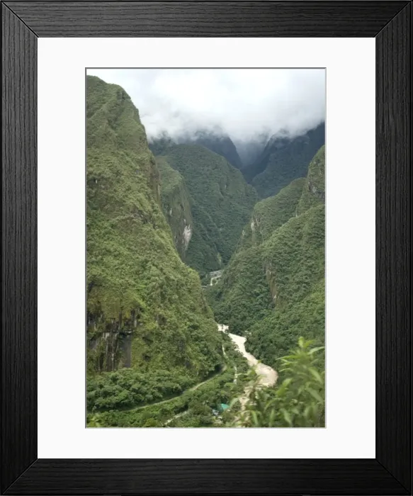 Framed Print : The Urubamba River flows below Machu Picchu, Peru, South America Framed Print : The Urubamba River flows below Machu Picchu, Peru, South America